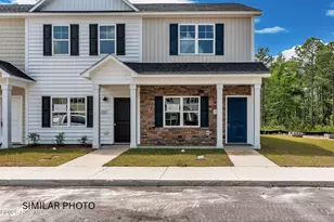 717 Cross Brg Wy, Sneads Ferry, NC 28460 - Photo 1