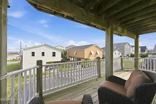 1426 N New River Dr, Surf City, NC 28445 - Photo 24