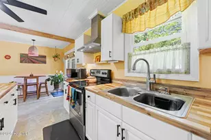 124 Humphrey Blvd, Richlands, NC 28574 - Photo 16