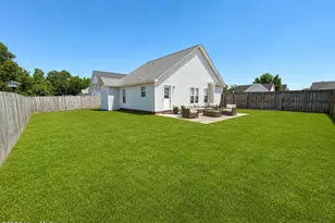 327 Johnson Ln, Winterville, NC 28590 - Photo 16