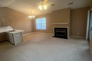 2942 Mulberry Ln, Greenville, NC 27858 - Photo 2