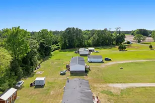 233 Baysden Pond Rd, Chinquapin, NC 28521 - Photo 36