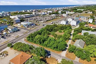 101 NE 52nd St, Oak Island, NC 28465 - Photo 40