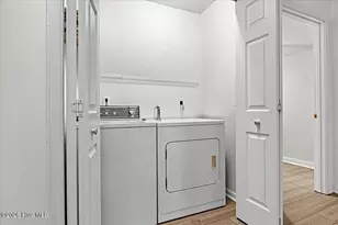 101 NE 52nd St, Oak Island, NC 28465 - Photo 38