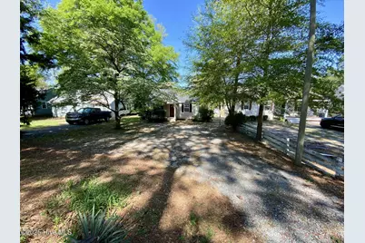 513 W Chapin Road, Aberdeen, NC 28315 - Photo 4