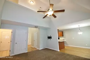 129 Lori Ln, Aberdeen, NC 28315 - Photo 18