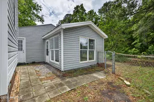 604 Augusta Ave, Carolina Beach, NC 28428 - Photo 36