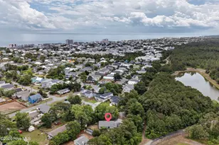 604 Augusta Ave, Carolina Beach, NC 28428 - Photo 4