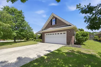 201 Silver Creek Loop, Sneads Ferry, NC 28460 - Photo 2