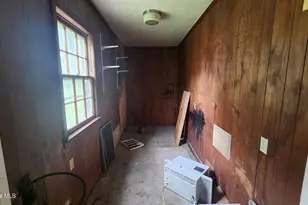 581 Hallsboro Rd, Clarkton, NC 28433 - Photo 10