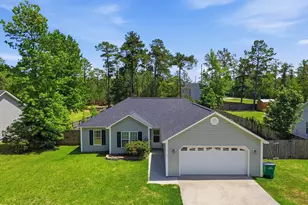 104 Van Riggs Rd, Hubert, NC 28539 - Photo 2