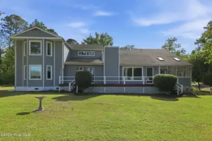 304 Lord Granville Dr, Morehead City, NC 28557 - Photo 2