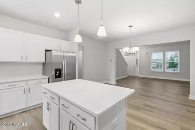 218 Chateau Drive, New Bern, NC 28560 - Photo 8