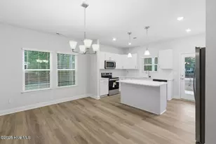 218 Chateau Dr, New Bern, NC 28560 - Photo 6