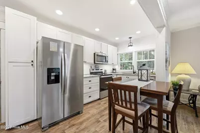 307 Orange Street, Beaufort, NC 28516 - Photo 8