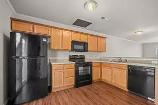 401 Sullivan Loop Rd, Midway Park, NC 28544 - Photo 6