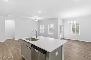 905 Red Sail Rd, New Bern, NC 28560 - Photo 6
