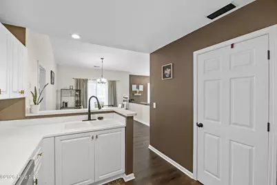 4156 Breezewood Drive #204, Wilmington, NC 28412 - Photo 12