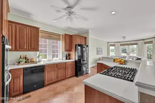 837 Fox Ridge Ln, Wilmington, NC 28405 - Photo 24