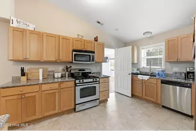113 Craftsman Drive, New Bern, NC 28562 - Photo 14