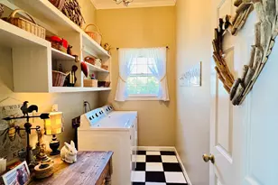 612 College St, Clinton, NC 28328 - Photo 36