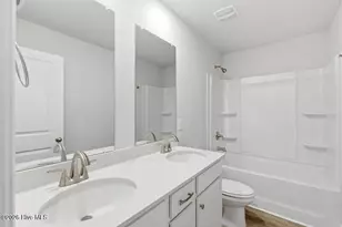 903 Red Sail Rd, New Bern, NC 28560 - Photo 8
