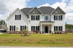 204 W Broughton Ln, Rocky Point, NC 28457 - Photo 2