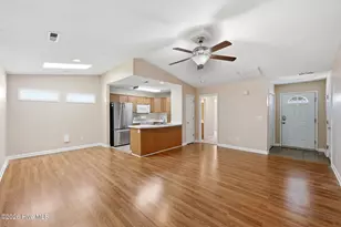 3907 Elizabeth Ave, New Bern, NC 28562 - Photo 8