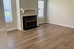 2940 Mulberry Ln, Greenville, NC 27858 - Photo 4