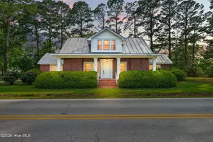 207 W 3rd St, Princeton, NC 27569 - Photo 1