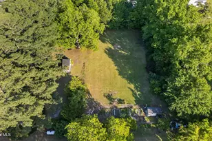 207 W 3rd St, Princeton, NC 27569 - Photo 56