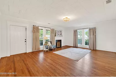 207 W 3rd Street, Princeton, NC 27569 - Photo 8