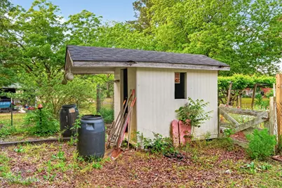207 W 3rd Street, Princeton, NC 27569 - Photo 52