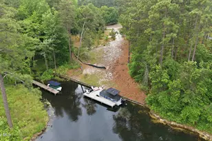 137 Callis Circle, West End, NC 27376 - Photo 1