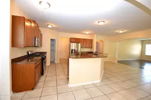 919 Stagecoach Dr, Jacksonville, NC 28546 - Photo 8