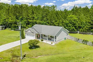 307 De Anza Ct, Maysville, NC 28555 - Photo 4