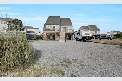 9003-9005 E 9th Street, Surf City, NC 28445 - Photo 2