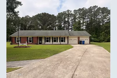 111 Old Post Court, Jacksonville, NC 28546 - Photo 1