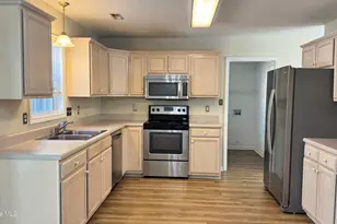 228 Natalie Ln, Hubert, NC 28539 - Photo 8