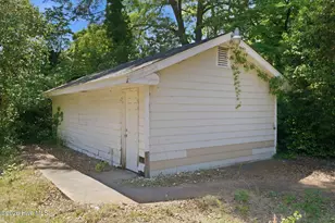 1602 E Ash St, Goldsboro, NC 27530 - Photo 38