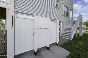 111 Hanby Ave, Carolina Beach, NC 28428 - Photo 4