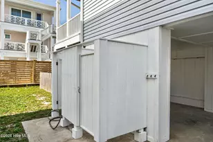 111 Hanby Ave, Carolina Beach, NC 28428 - Photo 38