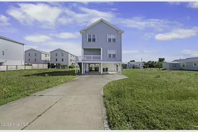 111 Hanby Avenue, Carolina Beach, NC 28428 - Photo 2