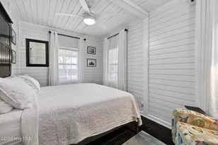 704 Carolina Beach Ave S, Carolina Beach, NC 28428 - Photo 16