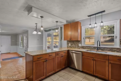 215 Canterbury Road, Southern Pines, NC 28387 - Photo 18