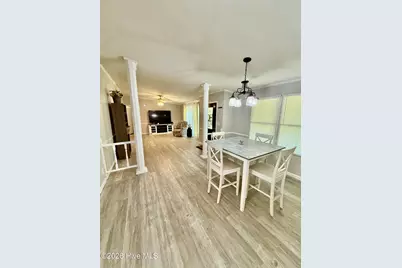 1038 Blackburn Hollow Road, Purlear, NC 28665 - Photo 10