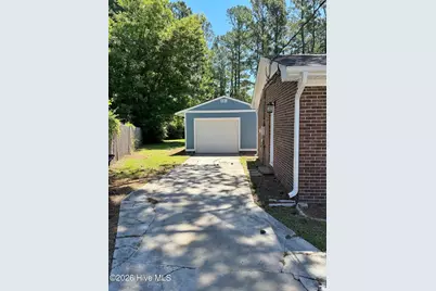 34 Heritage Court, Jacksonville, NC 28540 - Photo 4