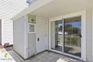 130 Salter Path Rd, Pine Knoll Shores, NC 28512 - Photo 8