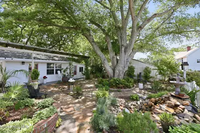 105 S Webb Street, Swansboro, NC 28584 - Photo 12