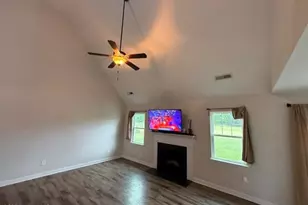 310 Murphy Dr, Jacksonville, NC 28540 - Photo 4